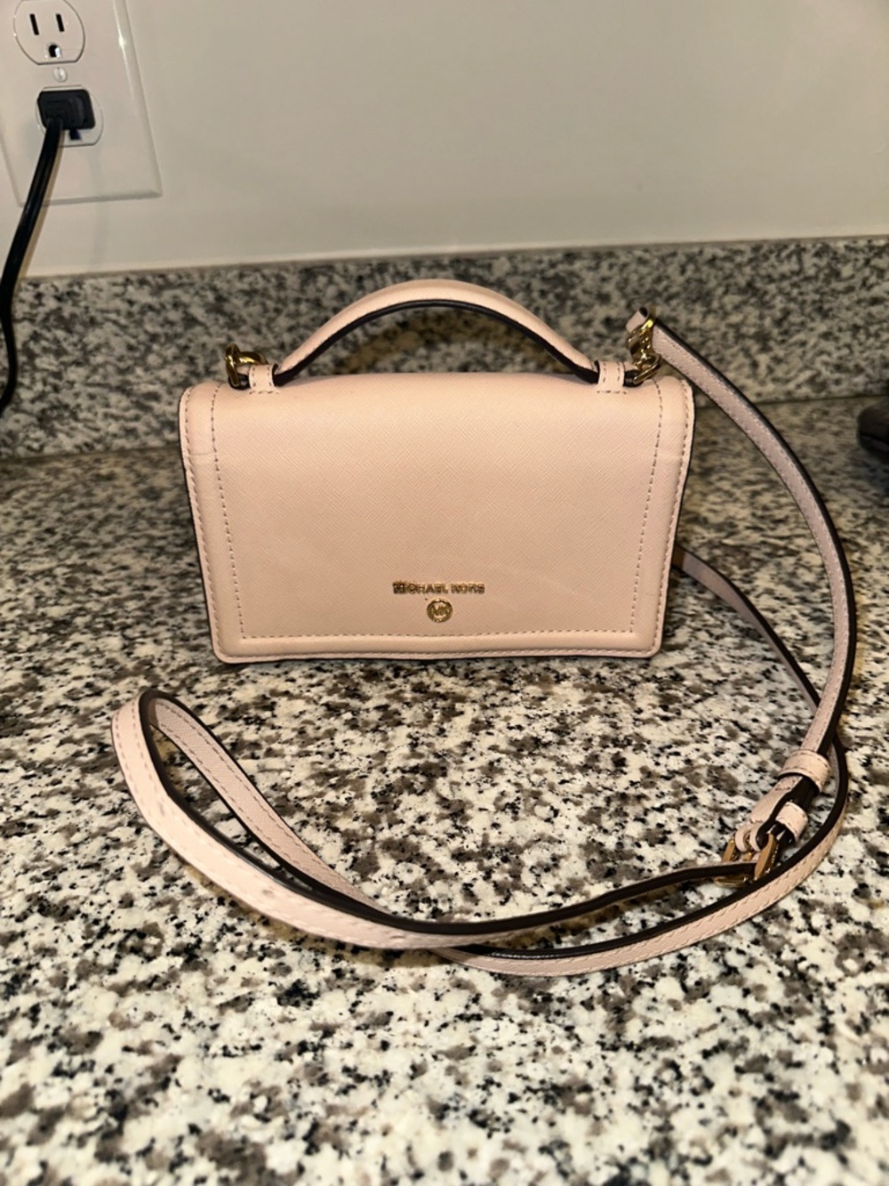 Michael Kors Jet Set Charm Small Top-Handle Phone Crossbody bag